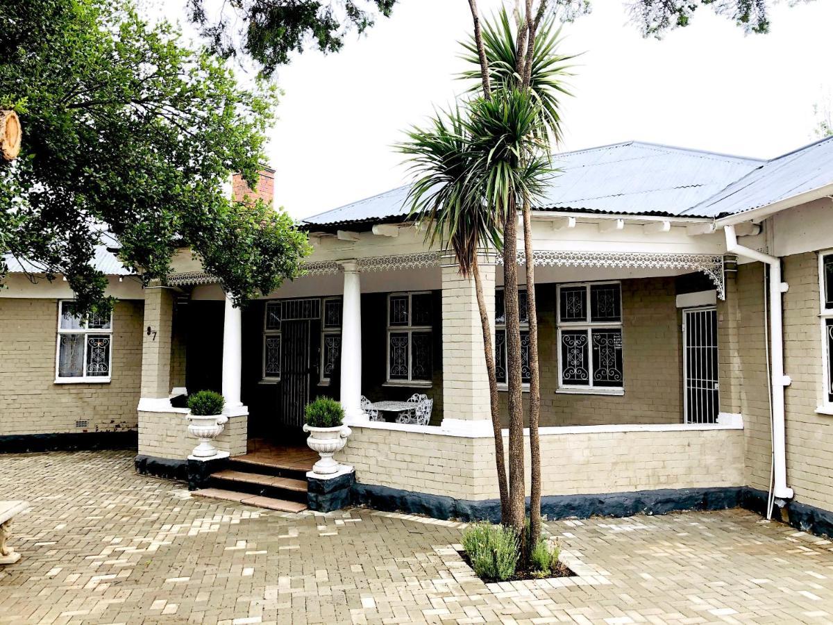 The Lavender Guesthouse Kroonstad Exterior foto